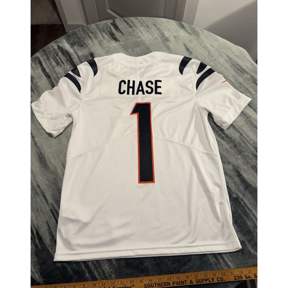 Nike NFL Ja'Marr Chase #1 Cincinnati Bengals Game Jersey | M
